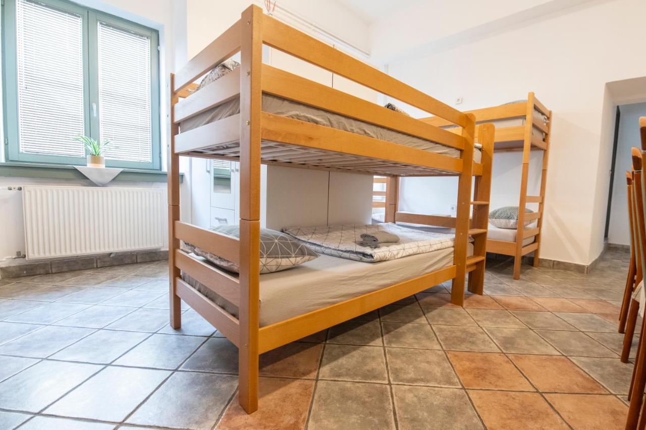 Hostel ヴォイニク エクステリア 写真